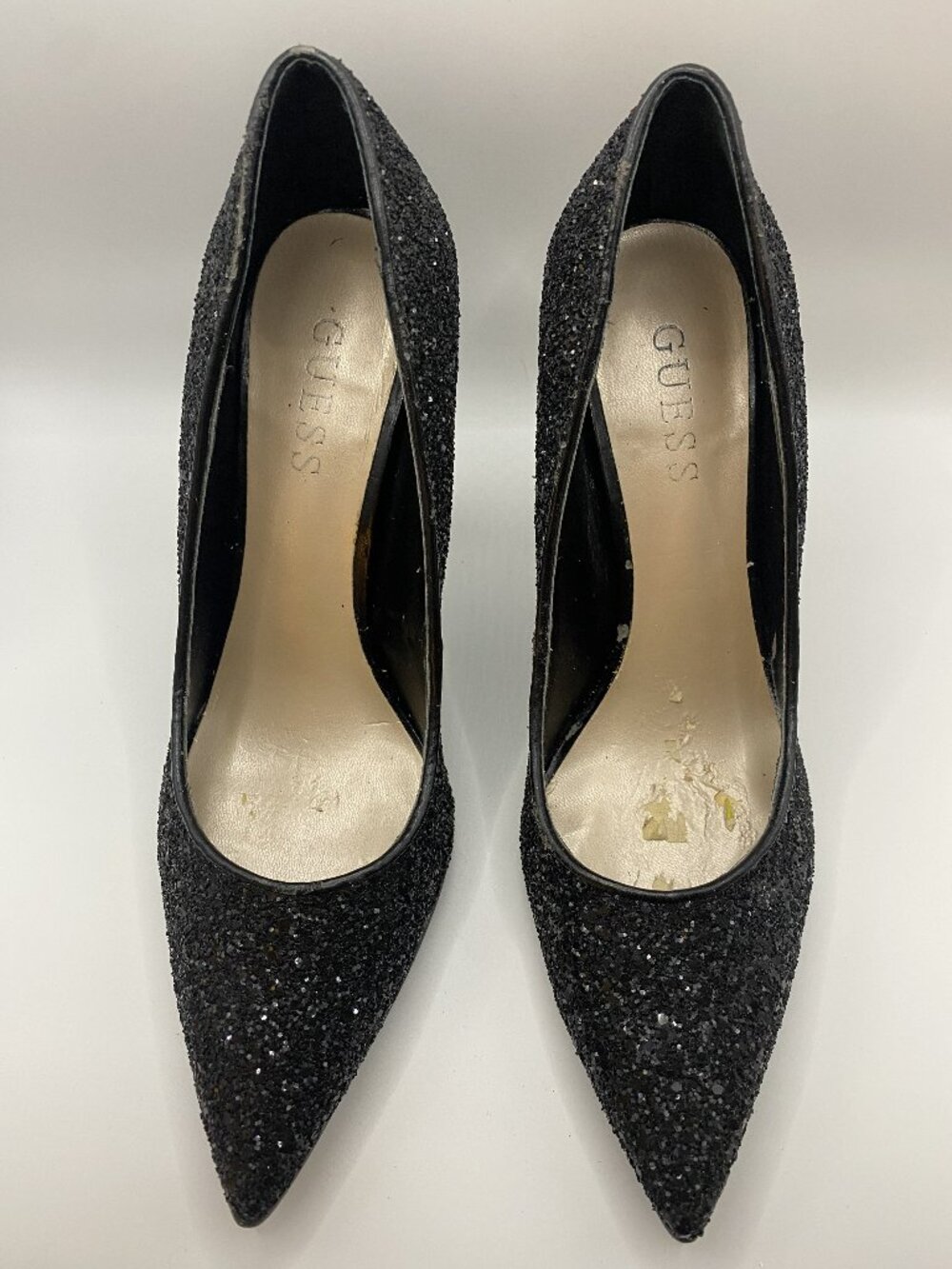 Guess Black Rhinestone Pointed To Pumps Size 8M